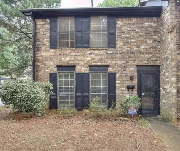 710 Garden View DR, Stone Mountain, GA 30083