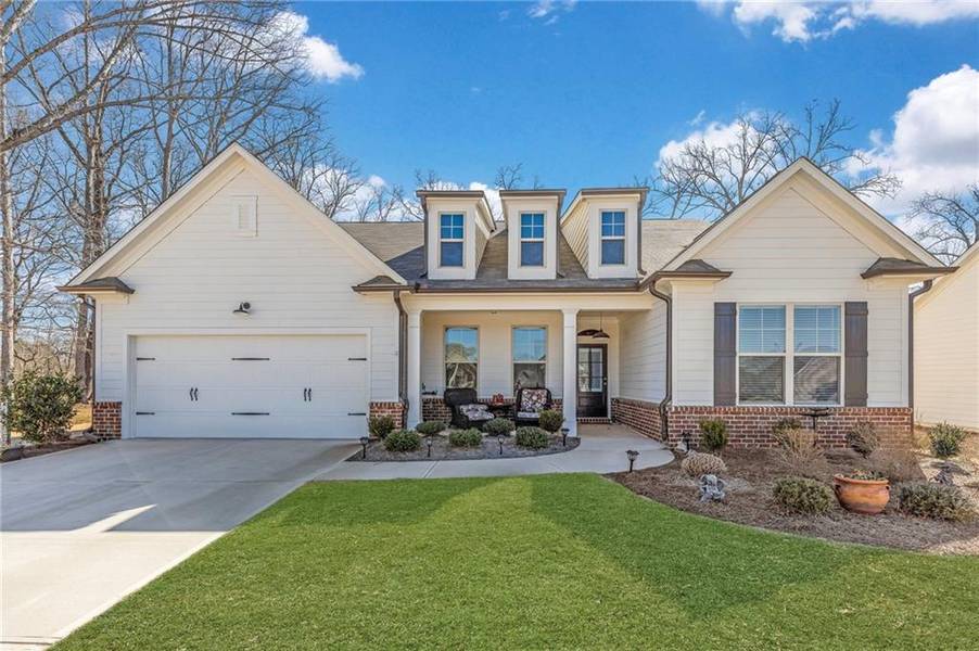 992 Forsythia CT, Jefferson, GA 30549