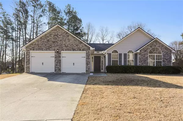 302 Silverleaf LN, Dallas, GA 30157