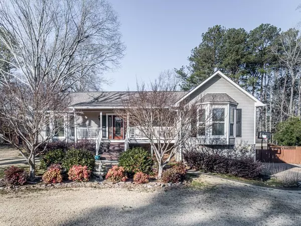 Woodstock, GA 30188,515 E Cherokee CT