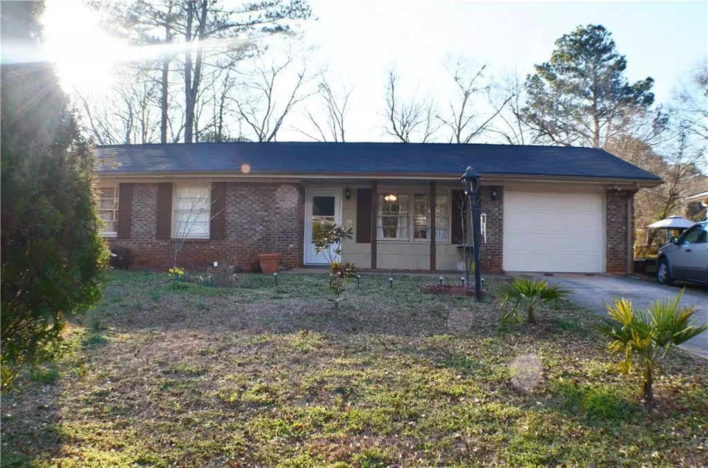 Stone Mountain, GA 30083,852 Pine Roc DR