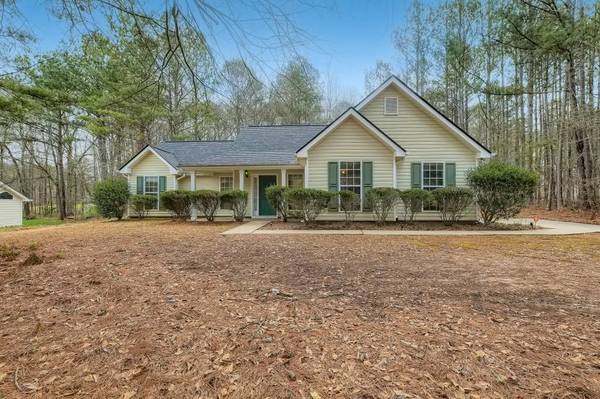 75 Applewood CIR, Newnan, GA 30263