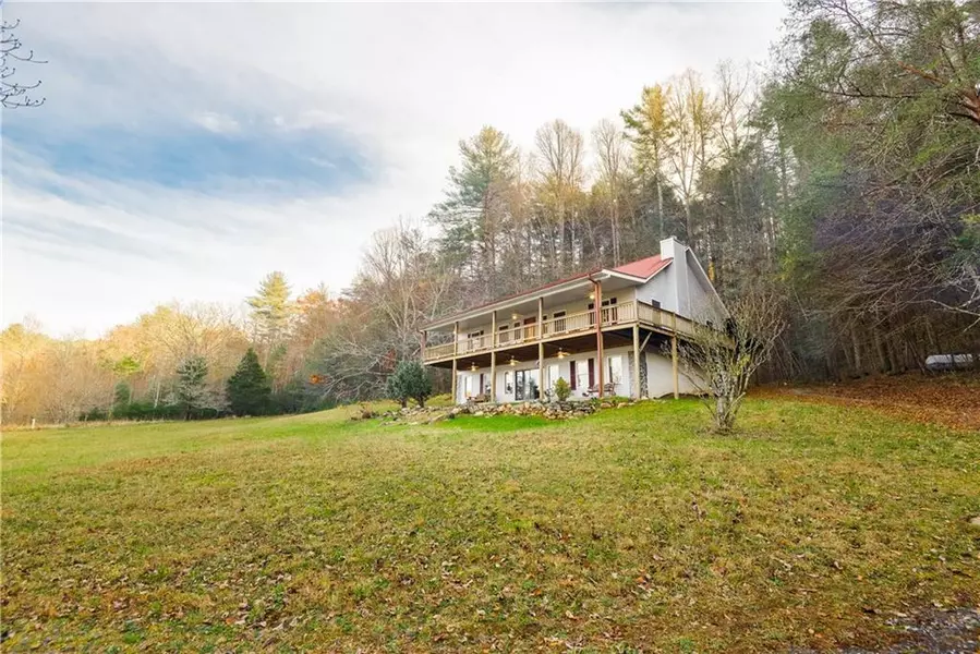 195 Bailey Creek XING, Blue Ridge, GA 30513