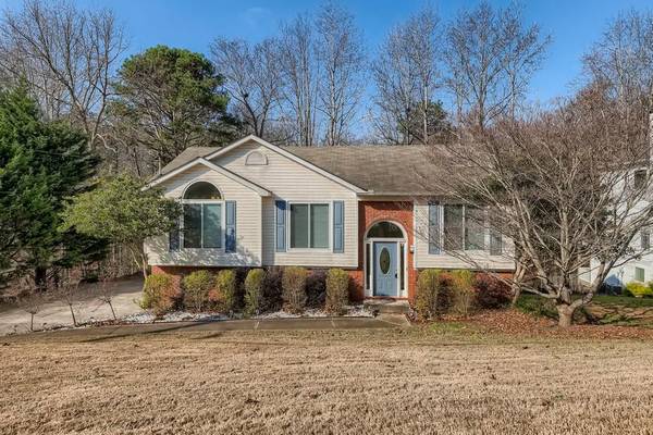 4842 Eagle Watch DR, Flowery Branch, GA 30542