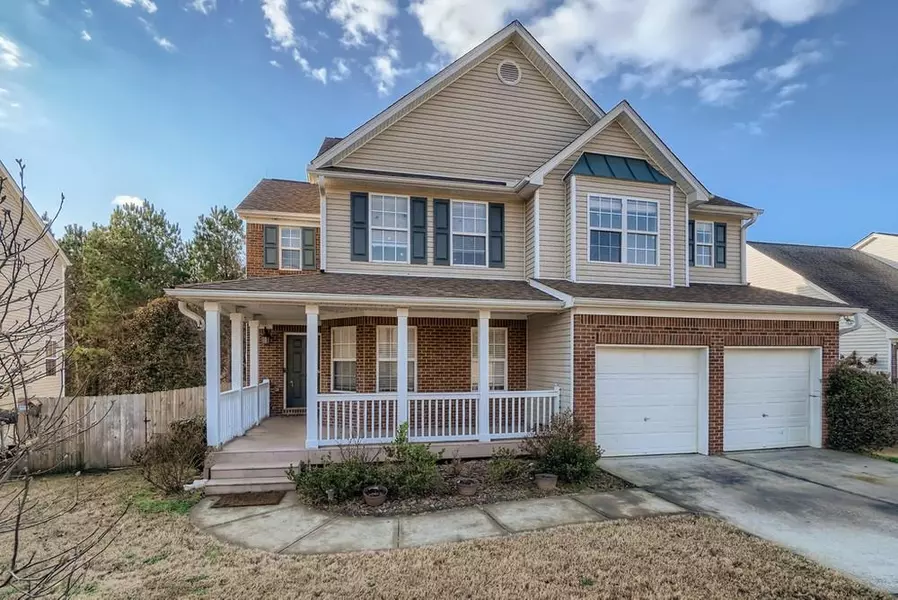 3840 Crescent Walk LN, Suwanee, GA 30024