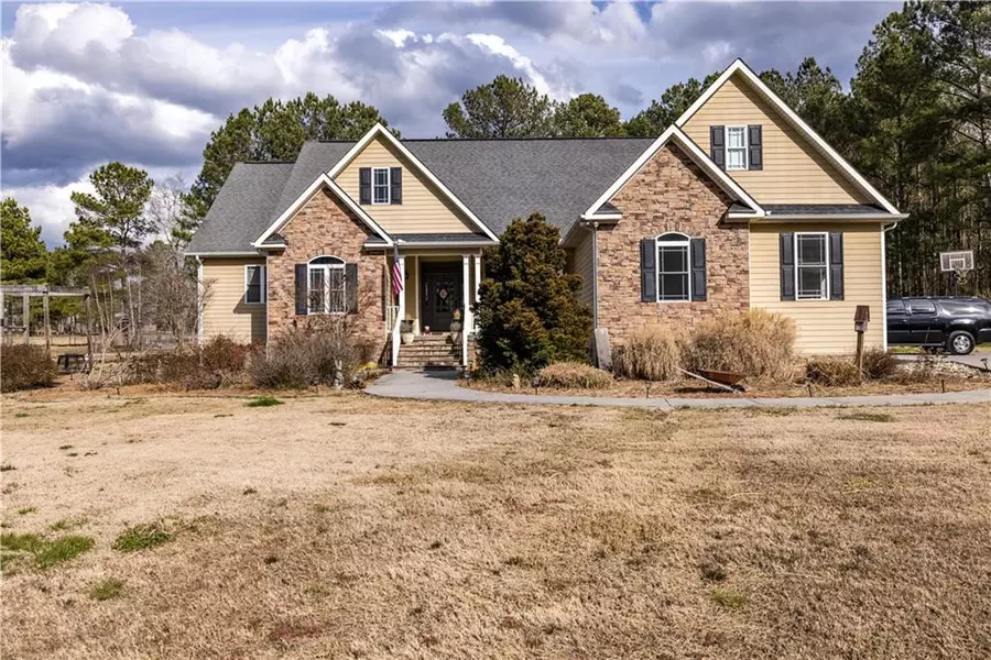 347 CARPENTER RD NE, Armuchee, GA 30701