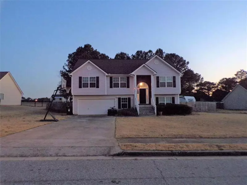 1604 Windward CT, Loganville, GA 30052