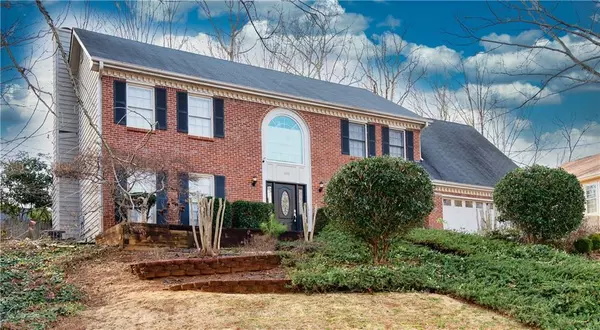 1680 Chase Ridge LN, Lawrenceville, GA 30043