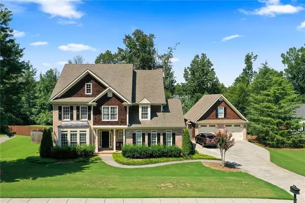 16 Stratford LN, Cartersville, GA 30120