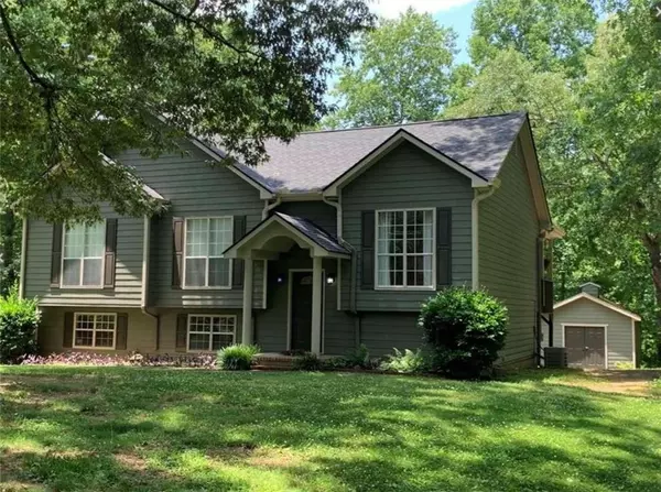 20 Deer Run DR SE, White, GA 30184