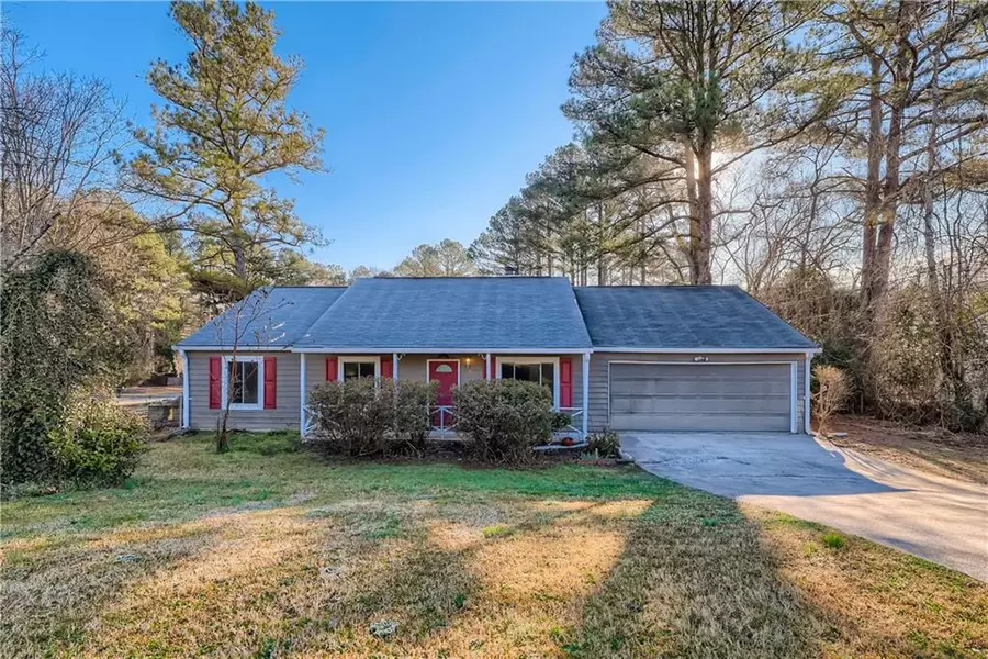 316 Knollwood LN, Woodstock, GA 30188