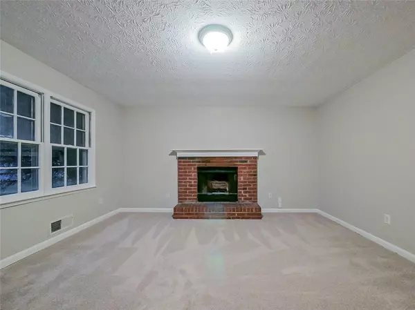 Conyers, GA 30094,623 Windsor DR SE