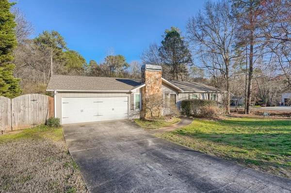 265 Windflower TRCE, Roswell, GA 30075