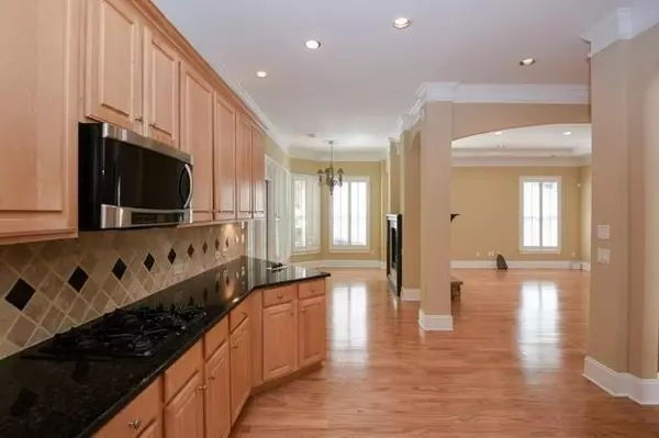 Atlanta, GA 30319,971 Wescott LN