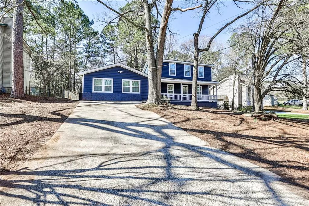 Rex, GA 30273,6921 Babbling Brook Drive