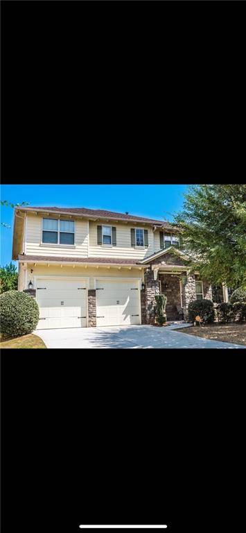 215 Crusader PL, Fairburn, GA 30213