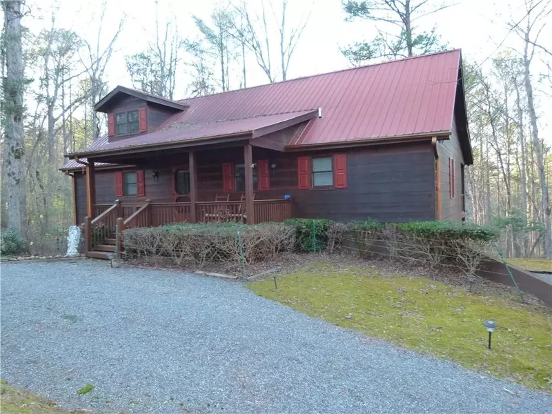 1930 Newport DR, Ellijay, GA 30540