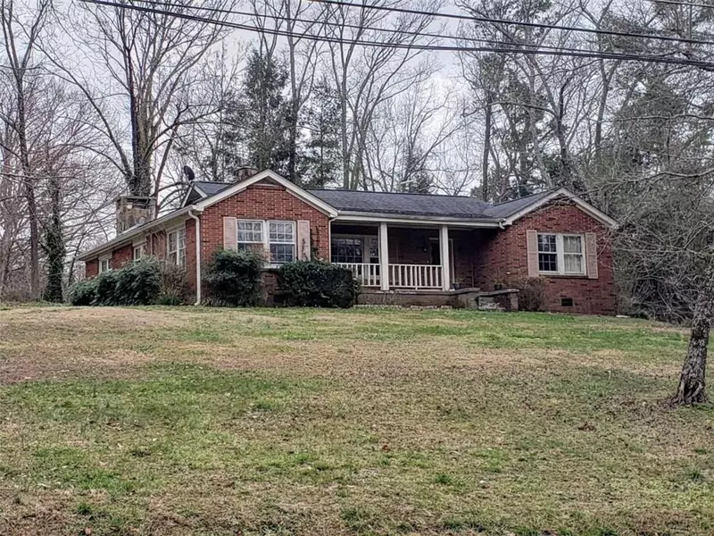 1472 Hollywood Hwy, Clarkesville, GA 30523