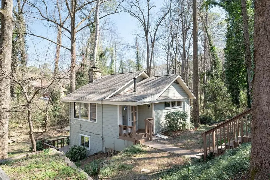 531 Spruce DR, Pine Lake, GA 30072