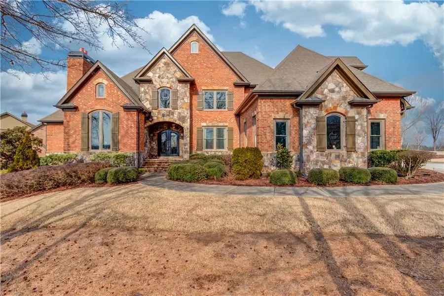 2252 Crimson King DR, Braselton, GA 30517