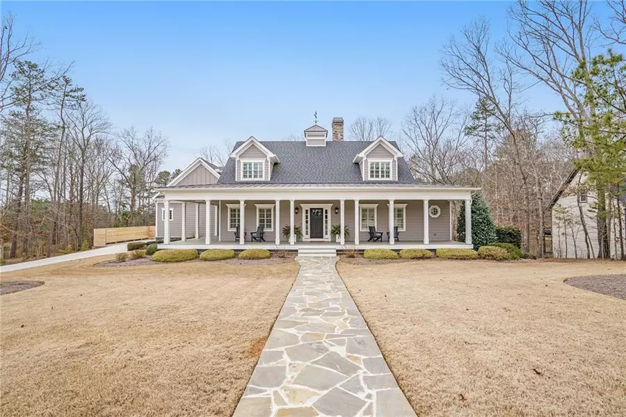 5930 Manor View LN, Flowery Branch, GA 30542