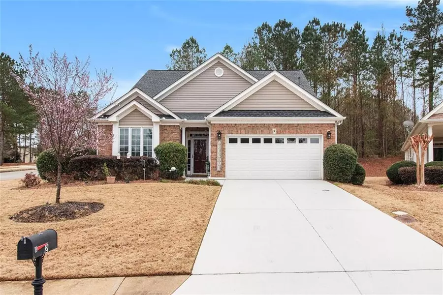 2 SCENIC HILLS DR, Newnan, GA 30265