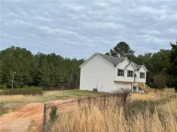 Covington, GA 30014,172 Rocky Point RD