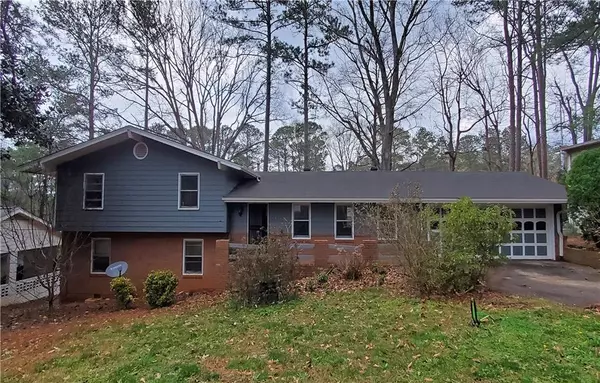 4214 WILLIAMSBURG DR, Atlanta, GA 30337