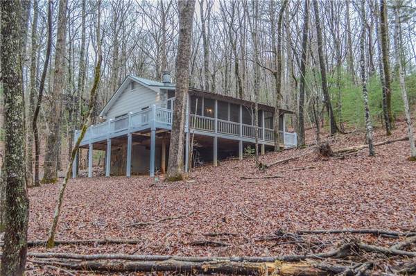 93 Cherry Lake CT, East Ellijay, GA 30513