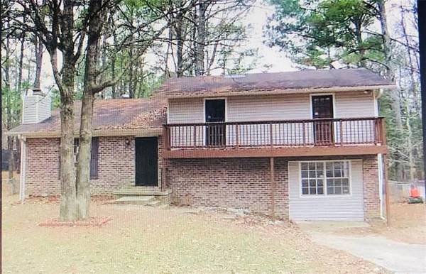 8923 Ashwood DR, Riverdale, GA 30274