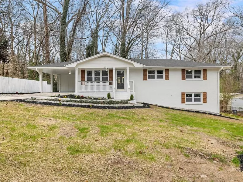 6511 N Sweetwater RD, Lithia Springs, GA 30122