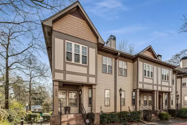 1304 Stillwood Chase NE, Atlanta, GA 30306