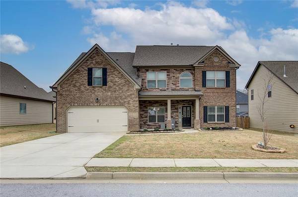 236 Misty Grove DR, Loganville, GA 30052