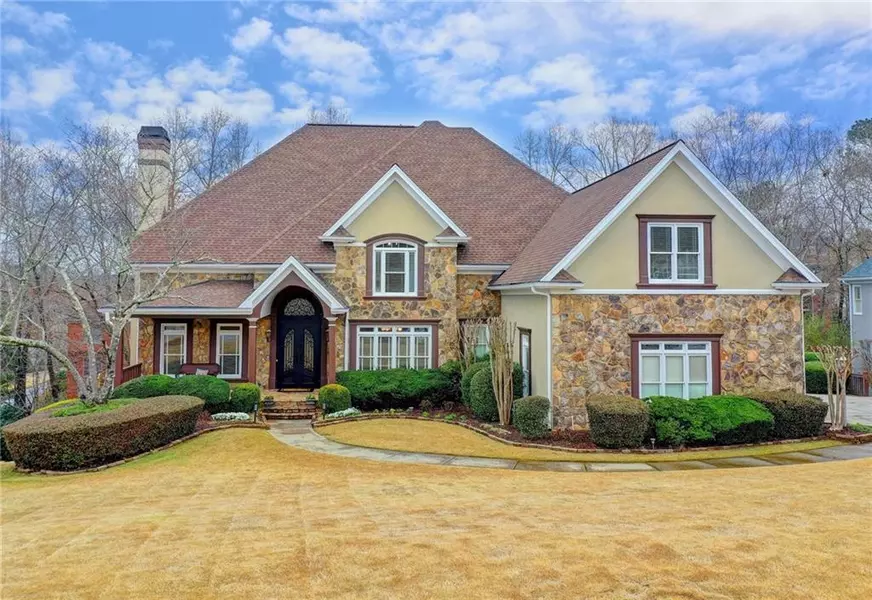 835 Falls Point CIR, Alpharetta, GA 30022