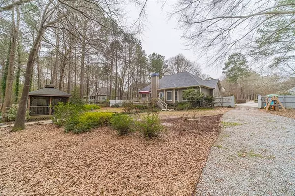 Bogart, GA 30622,1691 OCONEE CROSSING CIR