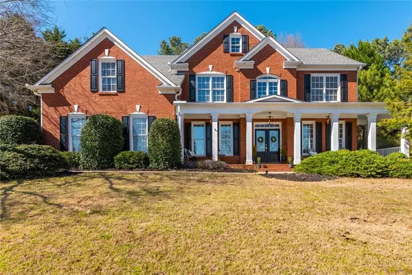 810 River Mist DR, Suwanee, GA 30024