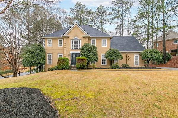 185 Chickering Lake DR, Roswell, GA 30075