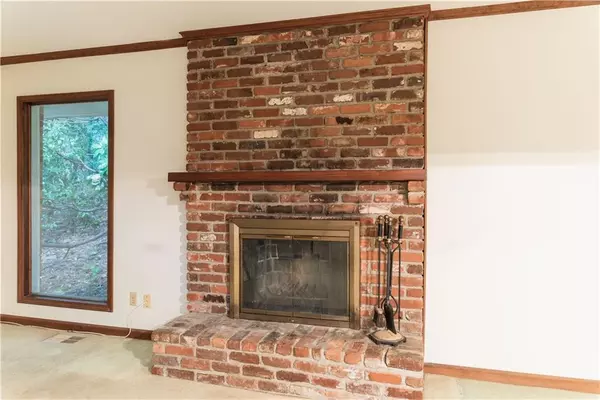 Atlanta, GA 30329,1404 Lively Ridge RD NE