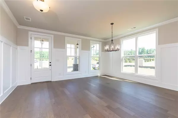 Alpharetta, GA 30004,835 Miranda TER