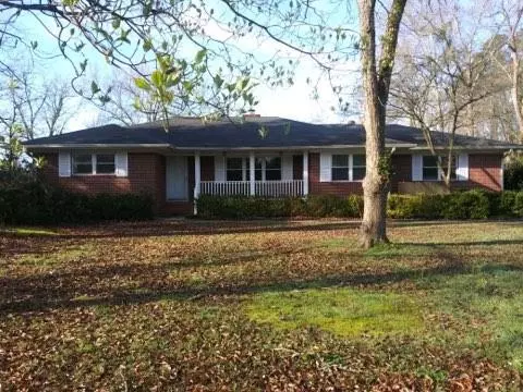 100 Rose AVE, Barnesville, GA 30204