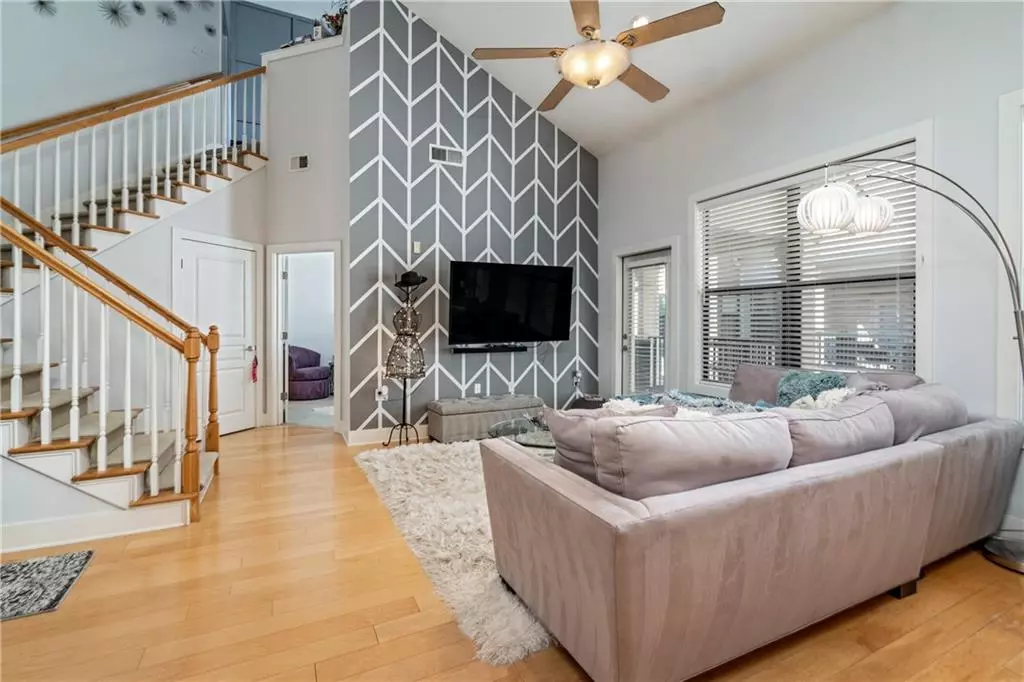 Sandy Springs, GA 30328,799 Hammond DR #424