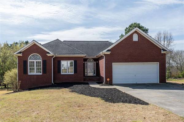 18 Lamplighter CV NW, Cartersville, GA 30120