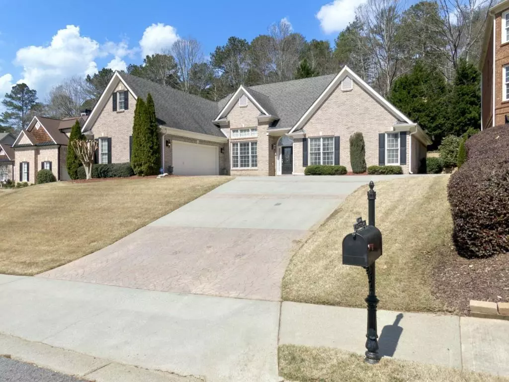 Hoschton, GA 30548,1748 Honey Tree PL