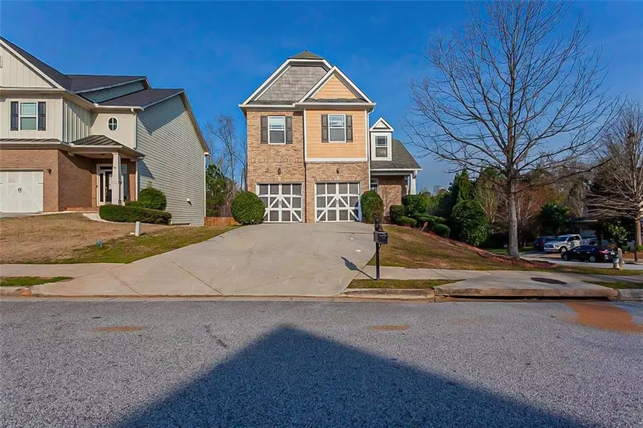 2 CREEKSIDE WAY, Newnan, GA 30265