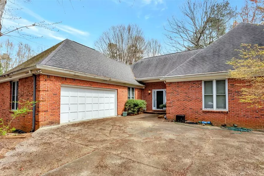 4367 S Berkeley Lake RD NW, Berkeley Lake, GA 30096