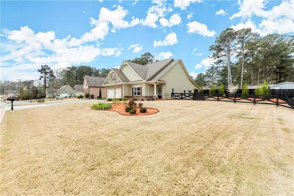 Dallas, GA 30157,163 Azalea Lakes CT