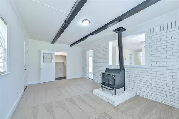 Mableton, GA 30126,4956 Mable Lake DR SW