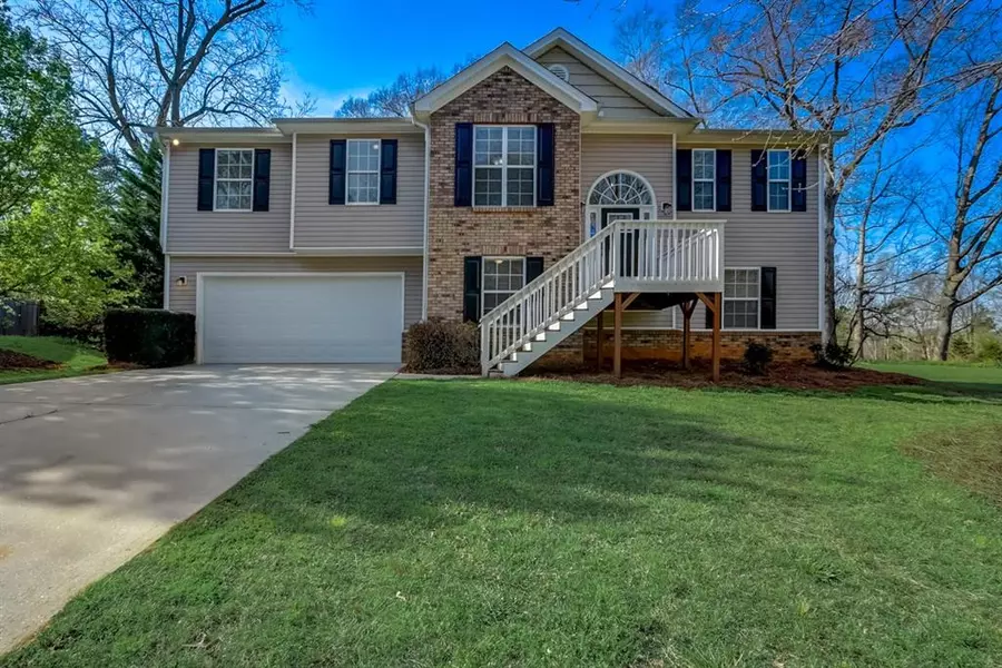 49 Silver Bell RD, Jefferson, GA 30549