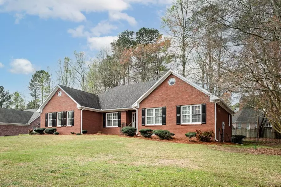 229 Ivy Creek DR, Loganville, GA 30052