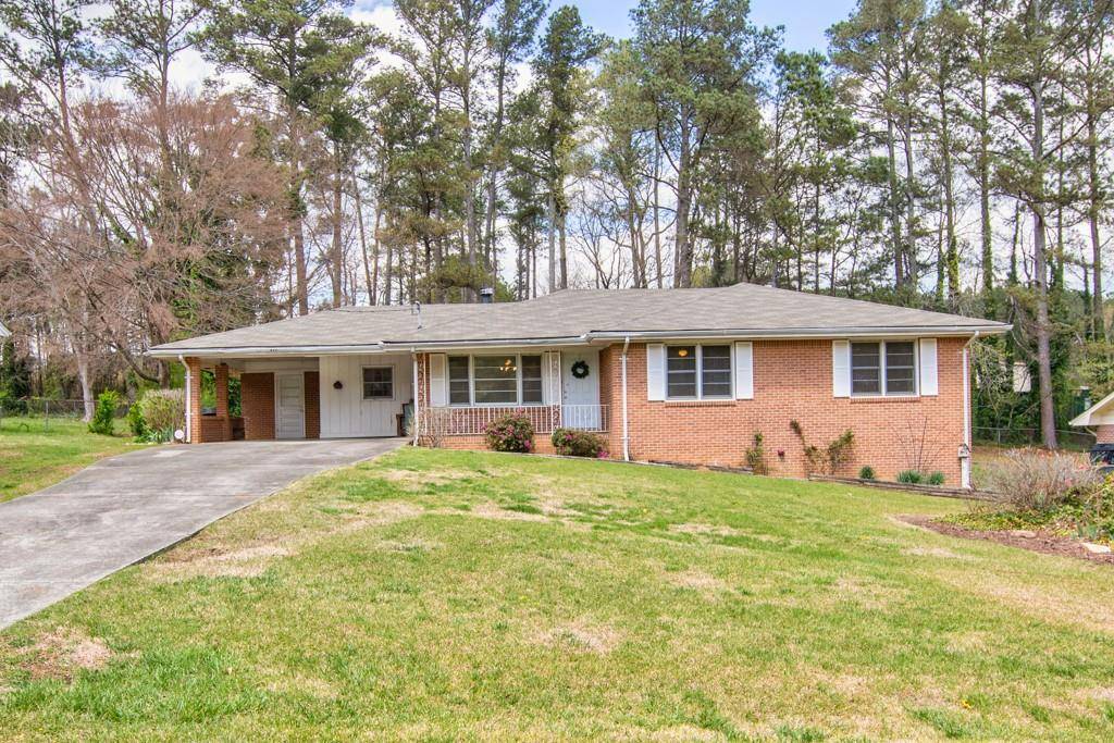 429 Lockridge LN, Lawrenceville, GA 30046